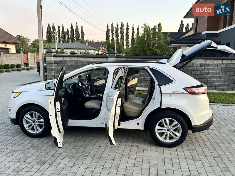 Внедорожник / Кроссовер Ford Edge 2016 в Ровно