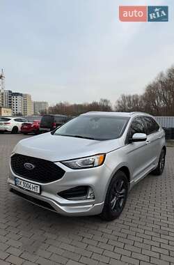 Внедорожник / Кроссовер Ford Edge 2018 в 