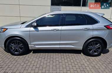 Внедорожник / Кроссовер Ford Edge 2018 в 