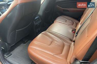 Внедорожник / Кроссовер Ford Edge 2016 в 