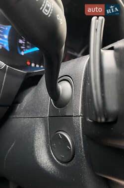 Внедорожник / Кроссовер Ford Edge 2020 в 