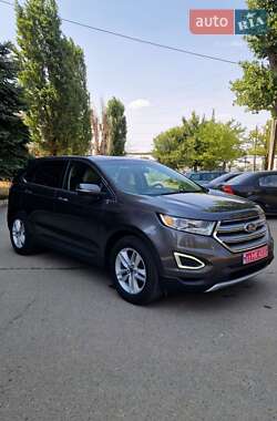 Внедорожник / Кроссовер Ford Edge 2017 в 