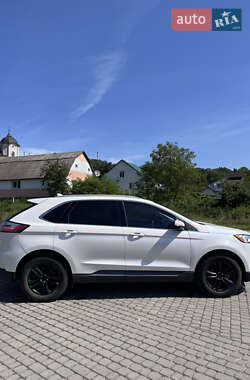 Внедорожник / Кроссовер Ford Edge 2019 в 