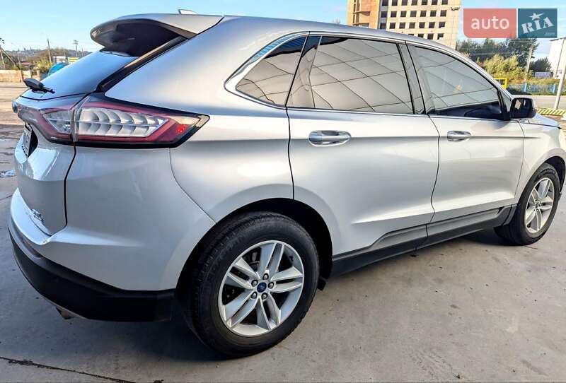Внедорожник / Кроссовер Ford Edge 2017 в Черновцах