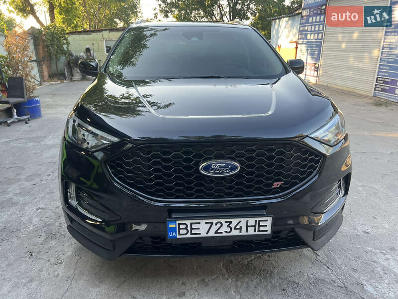 Внедорожник / Кроссовер Ford Edge 2022 в Первомайске