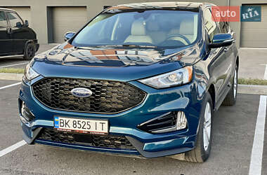 Внедорожник / Кроссовер Ford Edge 2020 в 