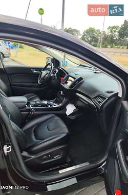 Внедорожник / Кроссовер Ford Edge 2019 в 