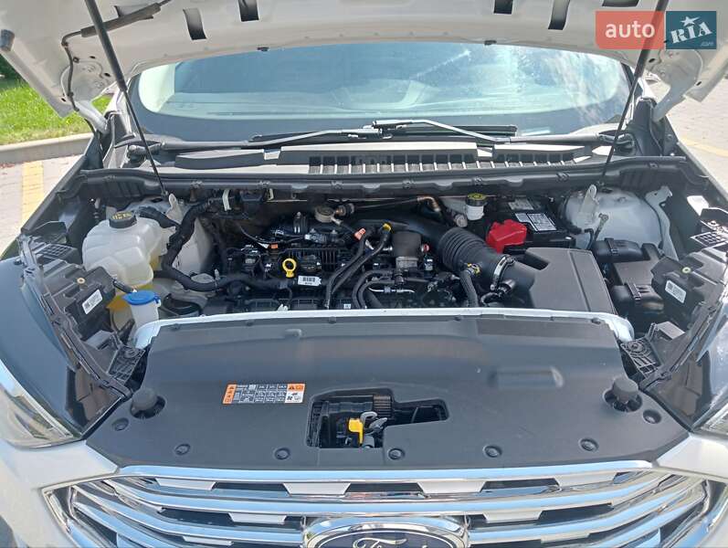 Внедорожник / Кроссовер Ford Edge 2019 в Ивано-Франковске