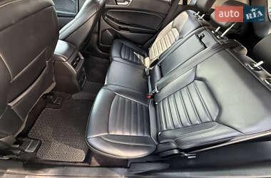 Внедорожник / Кроссовер Ford Edge 2019 в 