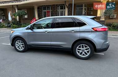 Внедорожник / Кроссовер Ford Edge 2021 в 