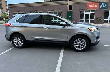Внедорожник / Кроссовер Ford Edge 2021 в 