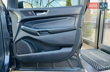 Внедорожник / Кроссовер Ford Edge 2015 в 