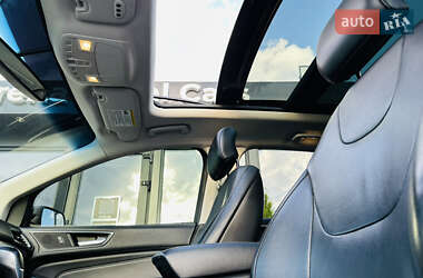 Внедорожник / Кроссовер Ford Edge 2015 в 