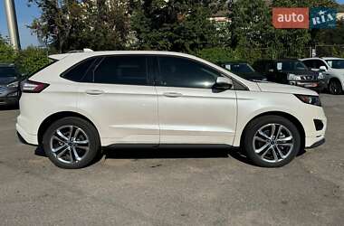 Внедорожник / Кроссовер Ford Edge 2018 в 