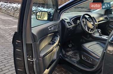 Внедорожник / Кроссовер Ford Edge 2016 в 