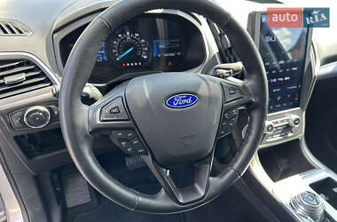 Внедорожник / Кроссовер Ford Edge 2022 в 
