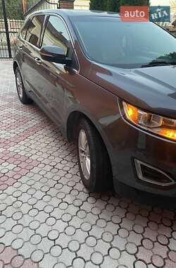 Внедорожник / Кроссовер Ford Edge 2018 в 