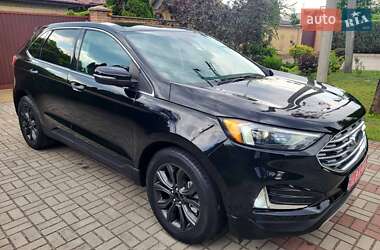 Внедорожник / Кроссовер Ford Edge 2022 в 