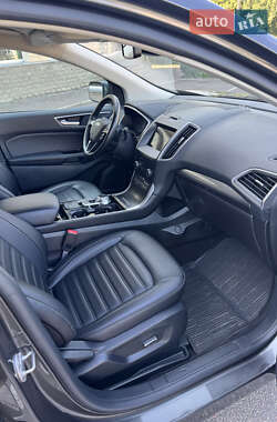 Внедорожник / Кроссовер Ford Edge 2019 в 