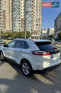 Внедорожник / Кроссовер Ford Edge 2020 в 