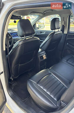 Внедорожник / Кроссовер Ford Edge 2020 в 