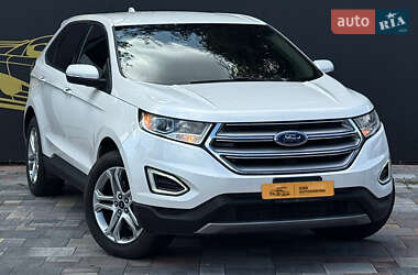 Внедорожник / Кроссовер Ford Edge 2017 в 