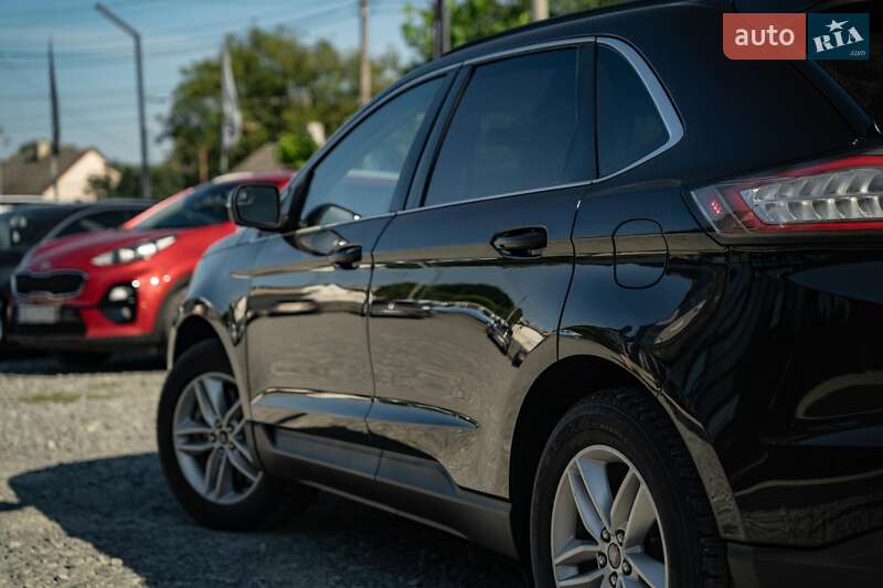 Внедорожник / Кроссовер Ford Edge 2018 в Черновцах