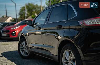 Внедорожник / Кроссовер Ford Edge 2018 в 