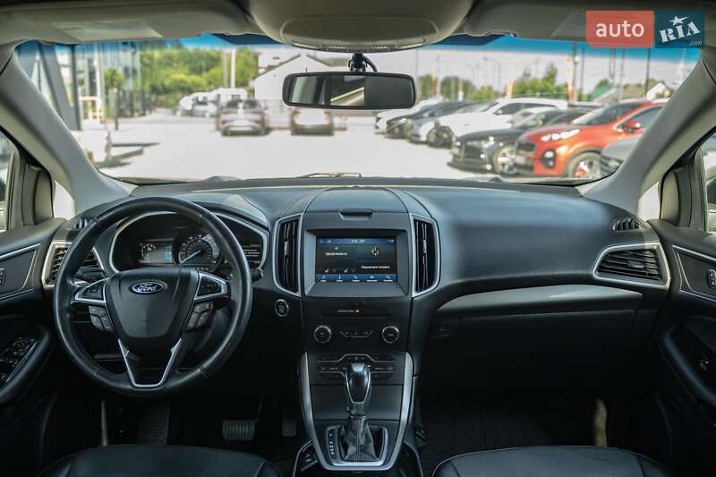 Внедорожник / Кроссовер Ford Edge 2018 в Черновцах