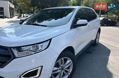 Внедорожник / Кроссовер Ford Edge 2016 в 