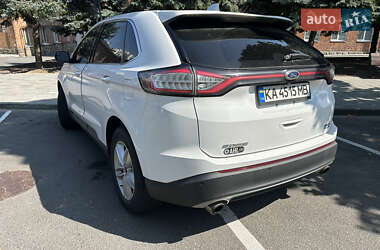 Внедорожник / Кроссовер Ford Edge 2016 в 