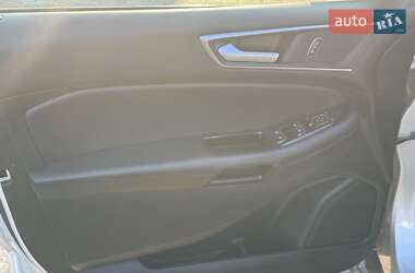Внедорожник / Кроссовер Ford Edge 2018 в 