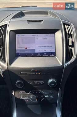 Внедорожник / Кроссовер Ford Edge 2019 в 