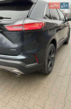 Внедорожник / Кроссовер Ford Edge 2022 в 