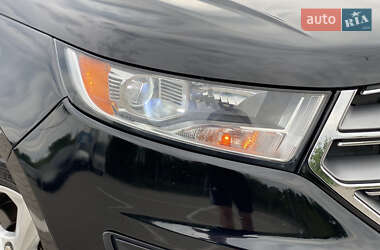 Внедорожник / Кроссовер Ford Edge 2016 в 