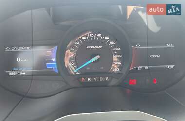 Внедорожник / Кроссовер Ford Edge 2015 в 