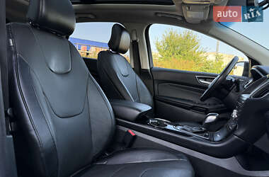 Внедорожник / Кроссовер Ford Edge 2018 в 