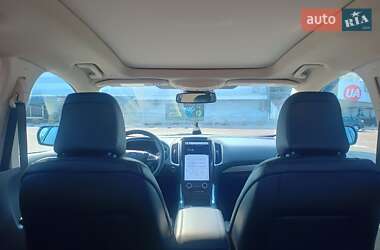 Внедорожник / Кроссовер Ford Edge 2022 в 