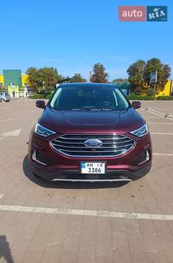 Внедорожник / Кроссовер Ford Edge 2022 в 