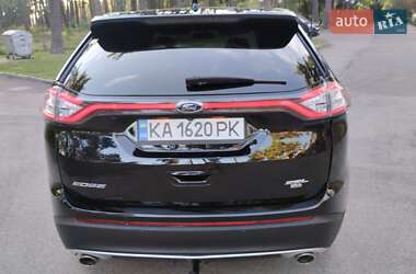 Внедорожник / Кроссовер Ford Edge 2016 в 