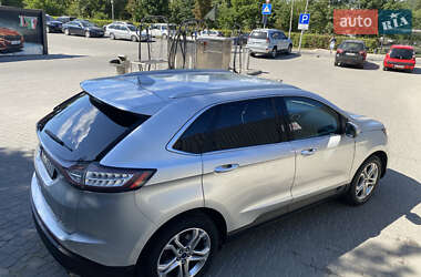 Внедорожник / Кроссовер Ford Edge 2017 в 