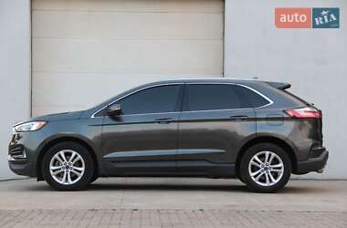 Внедорожник / Кроссовер Ford Edge 2019 в 