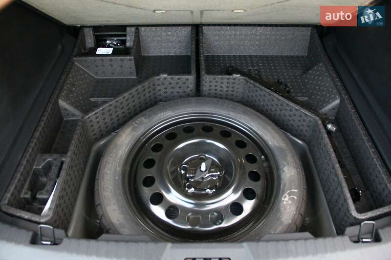 Позашляховик / Кросовер Ford Edge 2019 в Сарнах фото 13 Позашляховик / Кросовер Ford Edge 2019 в Сарнах