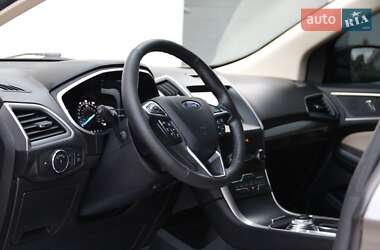 Внедорожник / Кроссовер Ford Edge 2019 в 