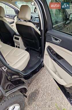 Внедорожник / Кроссовер Ford Edge 2020 в 