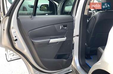 Внедорожник / Кроссовер Ford Edge 2012 в 
