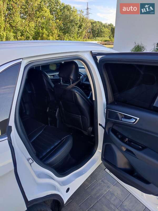 Внедорожник / Кроссовер Ford Edge 2020 в Луцке