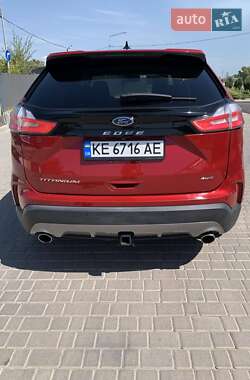 Внедорожник / Кроссовер Ford Edge 2021 в 