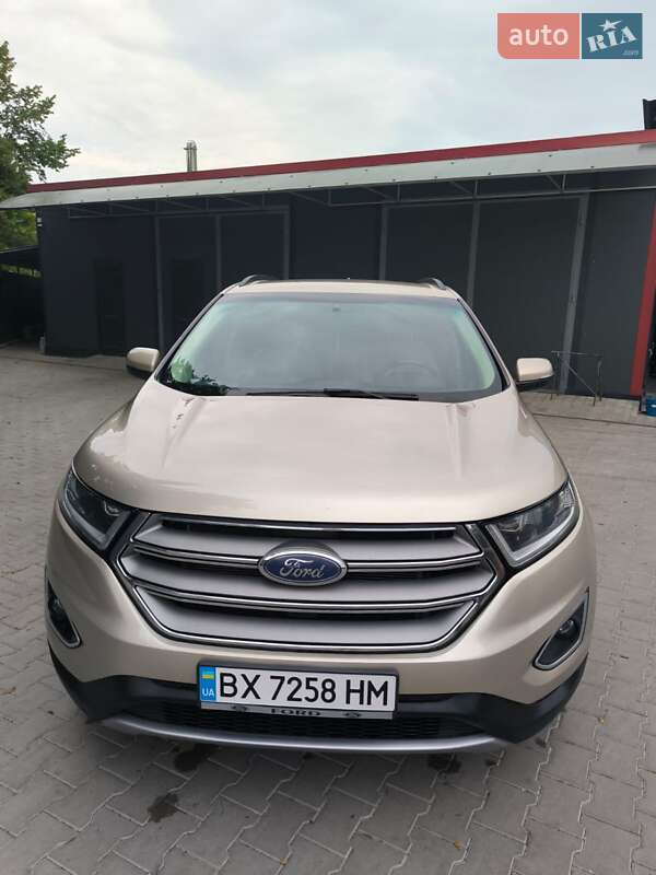 Внедорожник / Кроссовер Ford Edge 2017 в Полонном