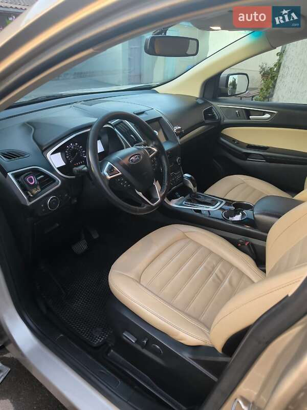 Внедорожник / Кроссовер Ford Edge 2017 в Полонном